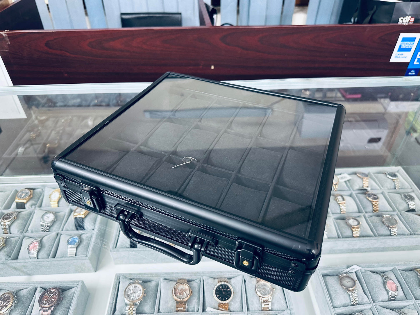 Aluminium Box 18 Slot Fiber Glass Top