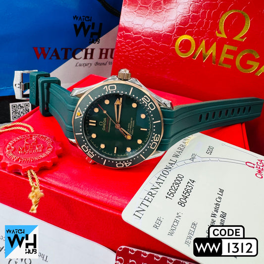 Omega Seamaster Professional Diver 300M Automatic Green Silicon Strap Men's Watch