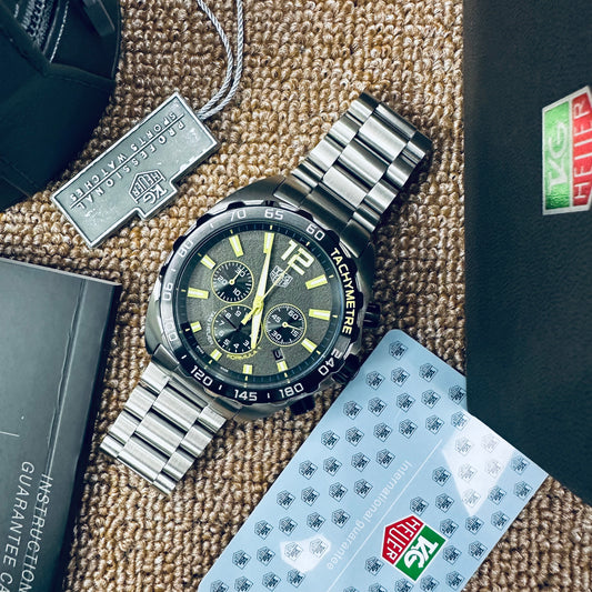 Tag Heuer Formula 1 Quartz Chronograph Men’s Stainless Steel Chain Watch