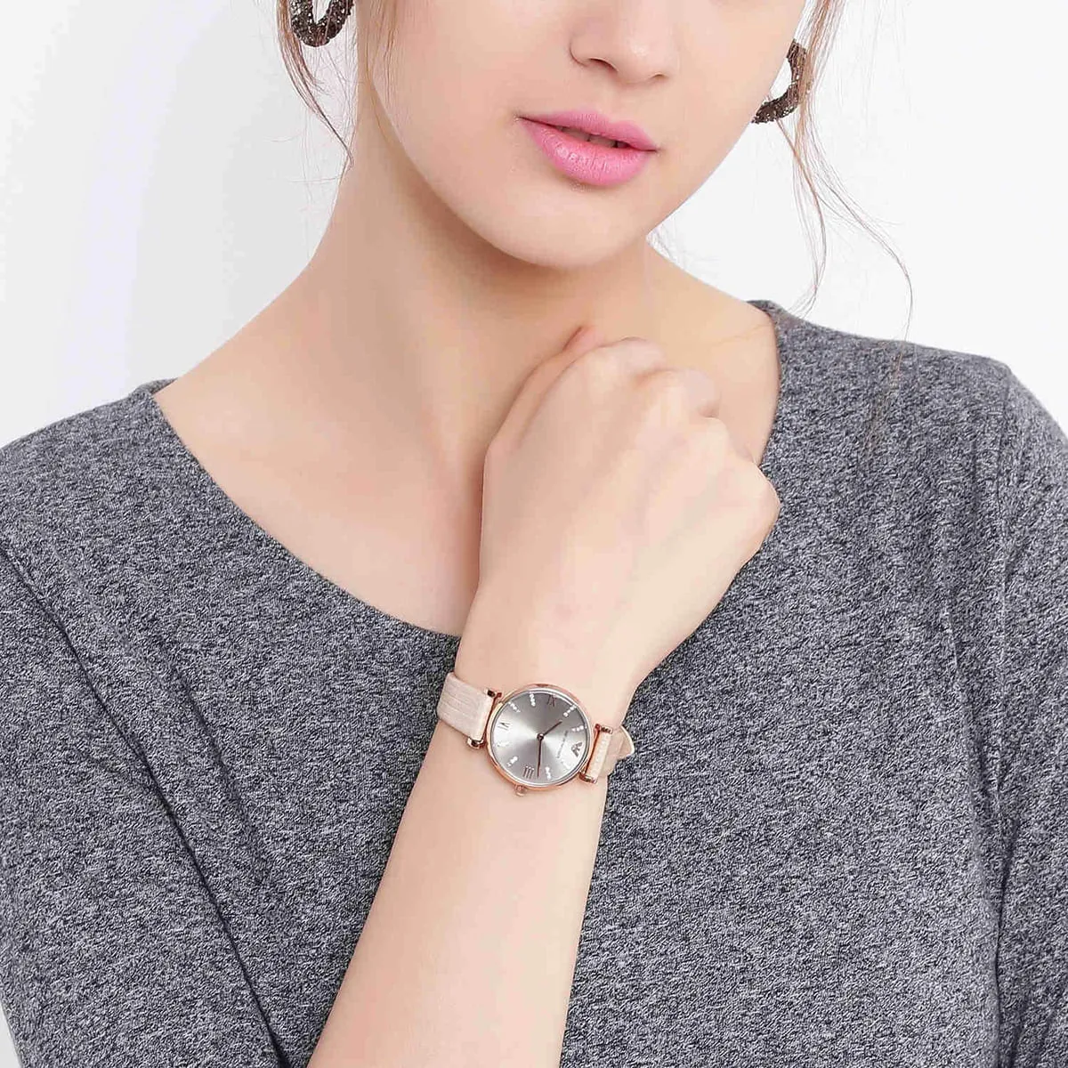 Emporio Armani Gianni T-Bar AR1840 Quartz Beige Dial Original Leather Strap Ladies Watch