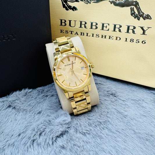 Burberry BU9146 Full Gold-Tone Quartz Stainless Steel Chain Ladies Watch