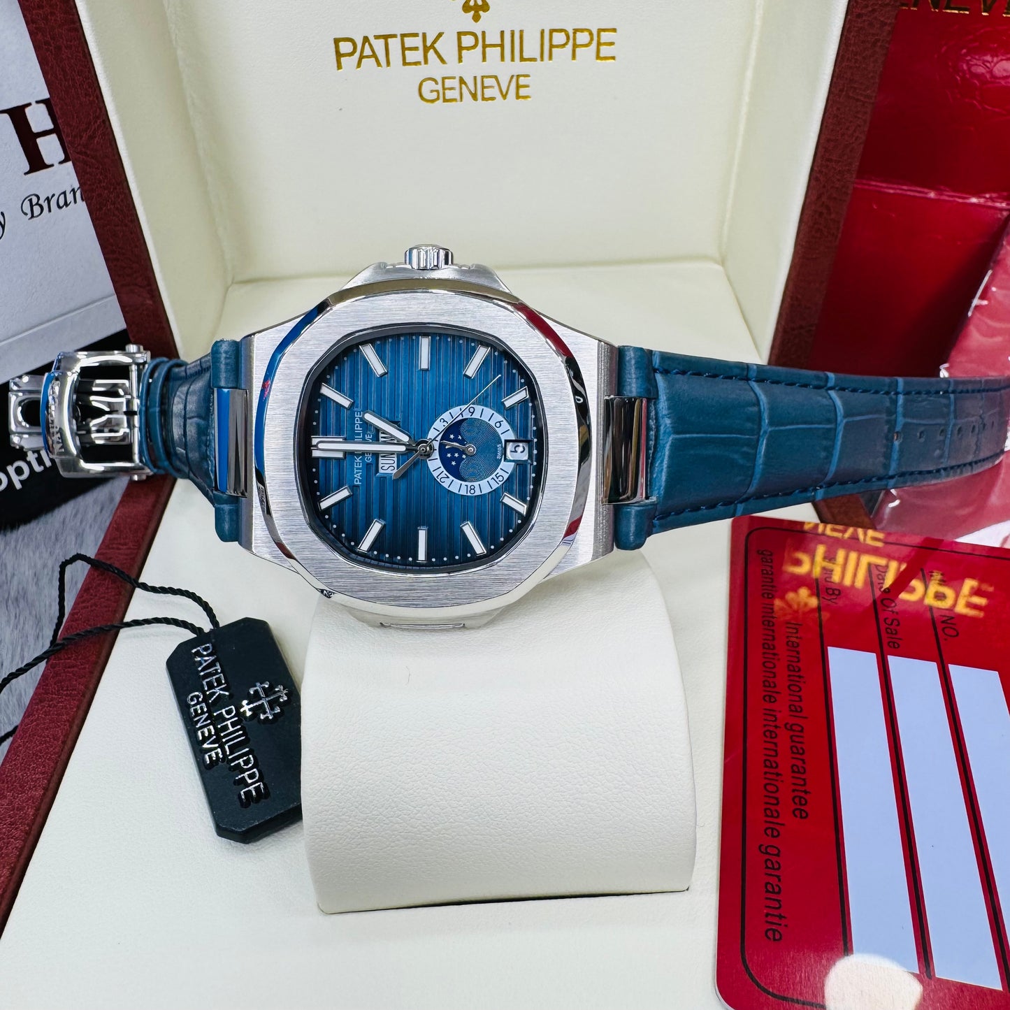 Patek Philippe Nautilus 5726 Automatic Complete Calendar Europe Standard Stainless Steel Genuine Leather Strap Men's Watch