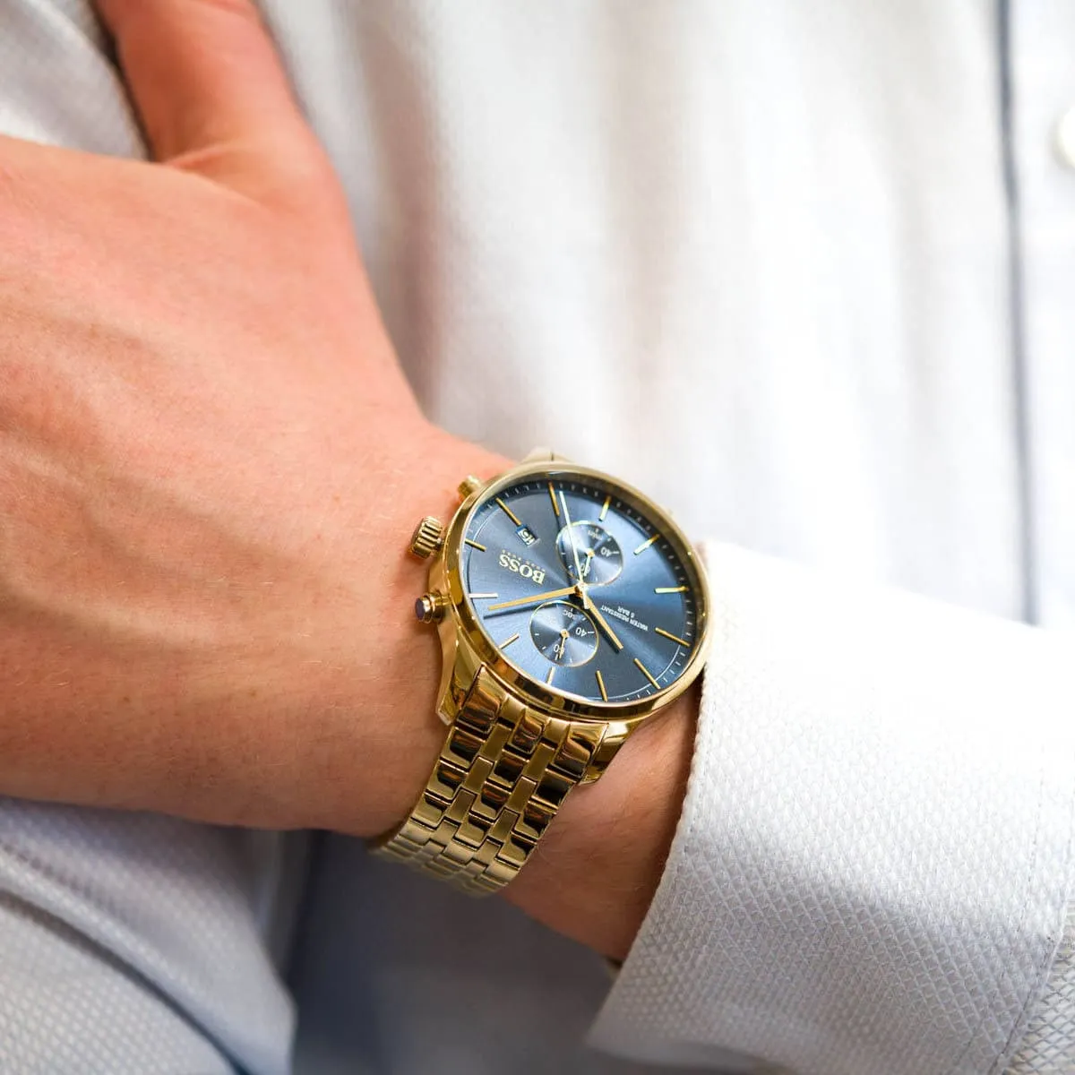 Hugo Boss Associate HB1513841 Chronograph Quartz Gold-Tone Stainless Steel Chain Men’s Watch