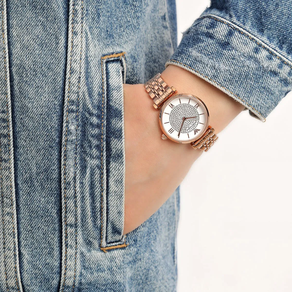 Emporio Armani Gianni T-Bar AR11244 Quartz White Dial Stainless Steel Chain Lady’s Watch