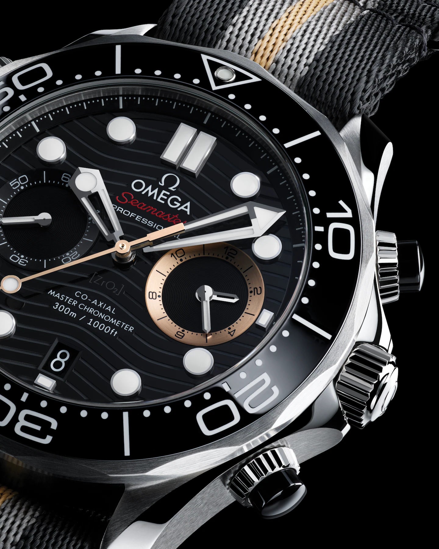 Omega Seamaster Diver 300M Chronograph Quartz "007 First Light" Stainless Steel Edition Nato Strap Men's Watch