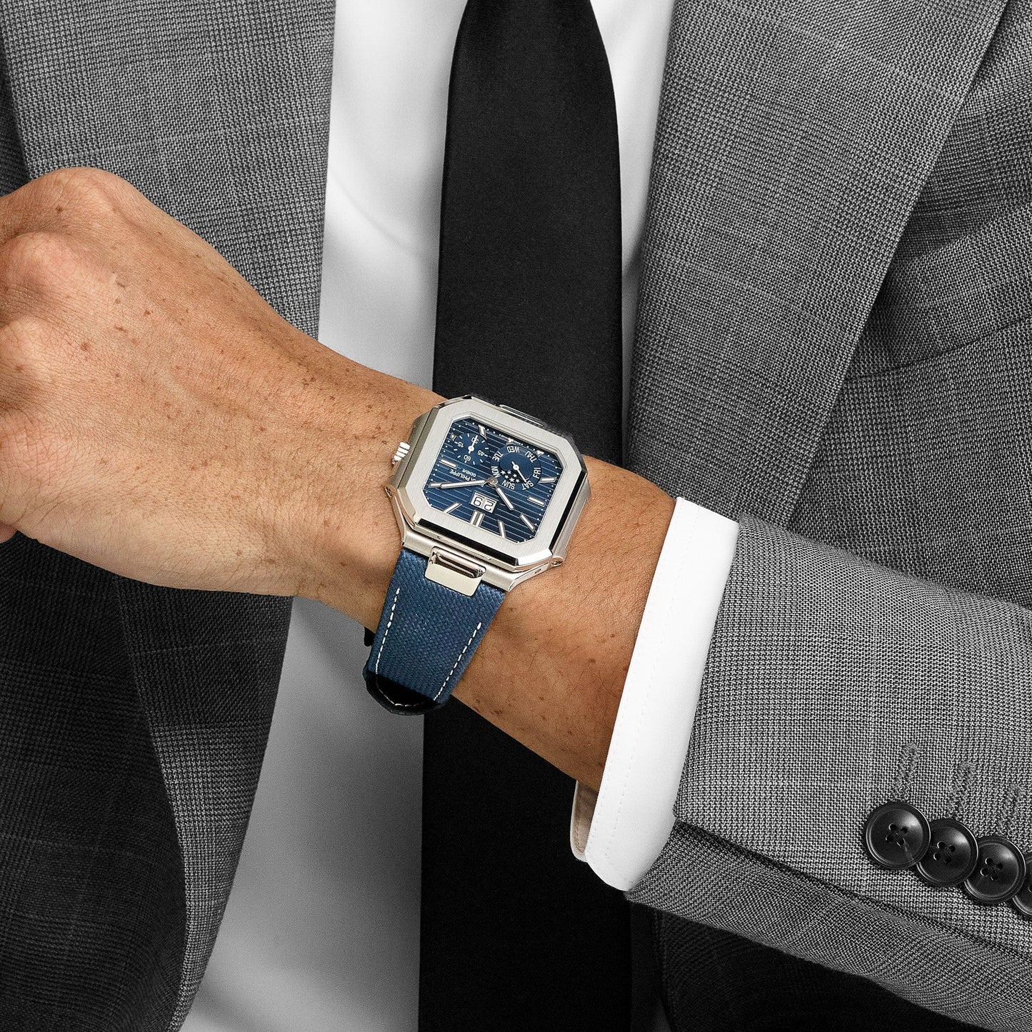 Patek Philippe Cubitus (Ref: 5822P-001) Instantaneous Grand Date, Day And Moon-Phases 45mm Swiss 1:1 Mirror Grade Men’s Watch
