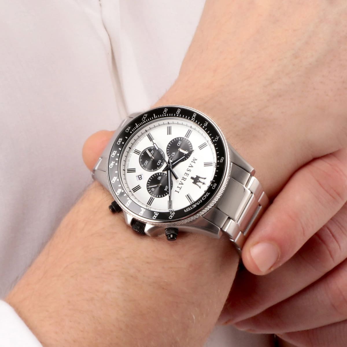 Maserati Sfida R8873640003 Chronograph Quartz White Dial Stainless Steel Chain Men’s Watch
